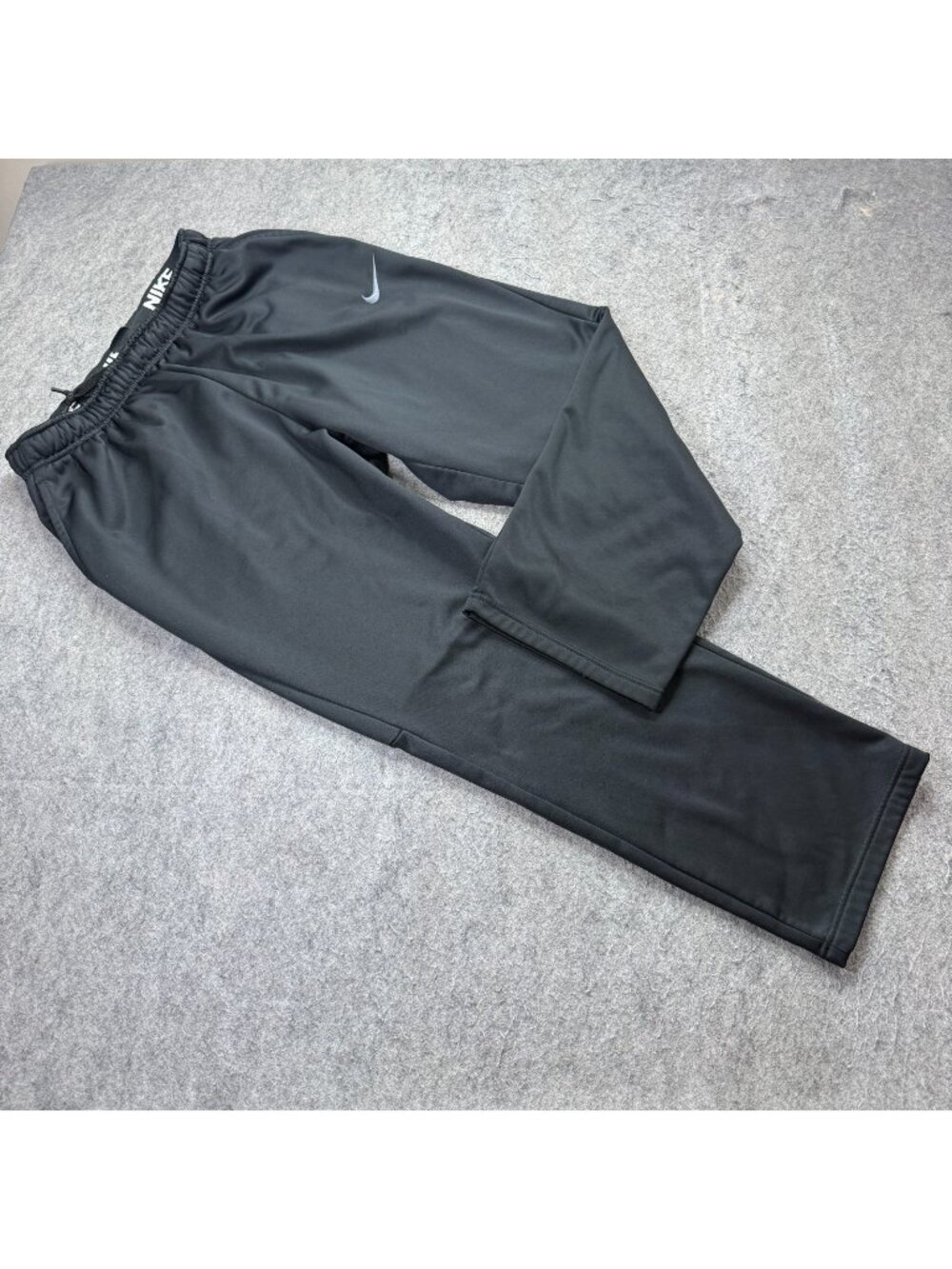 Nike THERMA-FIT Sweatpants Men 2XL Black Fleece 31" Tapered Fitness Relaxed